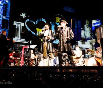 Lovere proiezioni scenografiche per la notte romantica