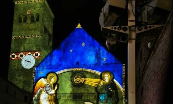 San Rufino - Assisi: proiezione dell'annunciazione di Giotto