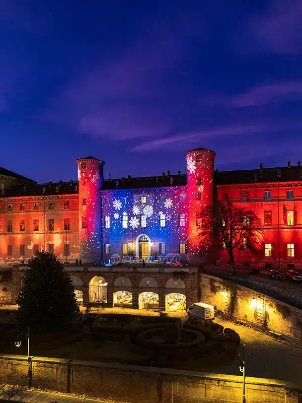 Castello di Moncalieri illuminato in occasione del Natale